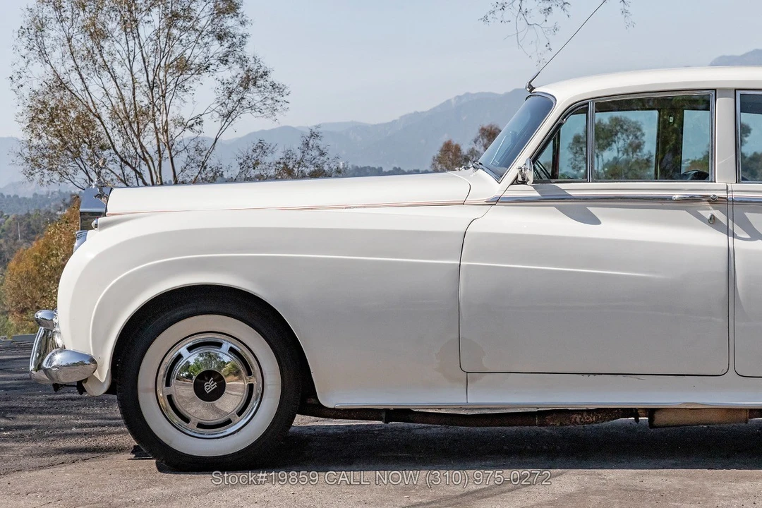 1960 Rolls-Royce Silver Cloud II - Image 17 of 31