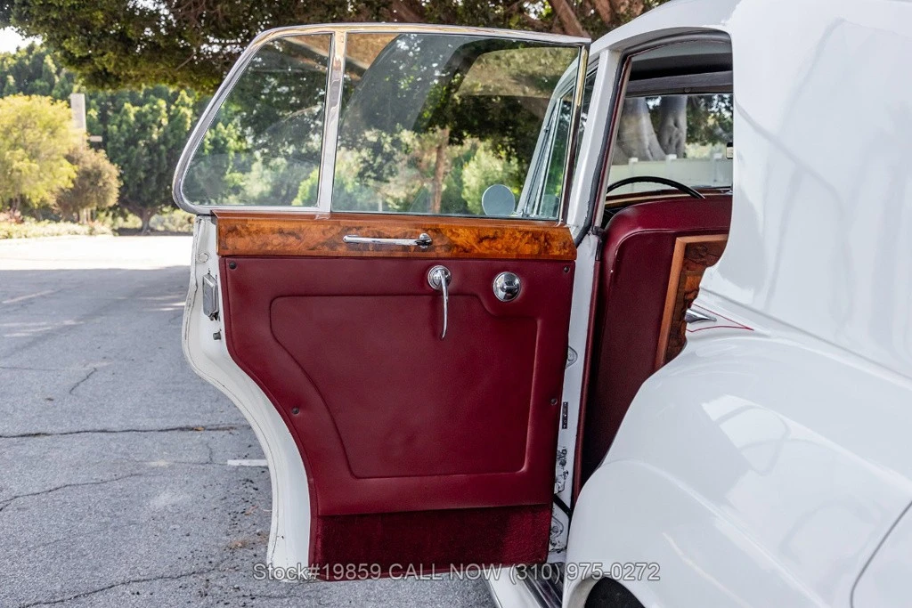 1960 Rolls-Royce Silver Cloud II - Image 23 of 24