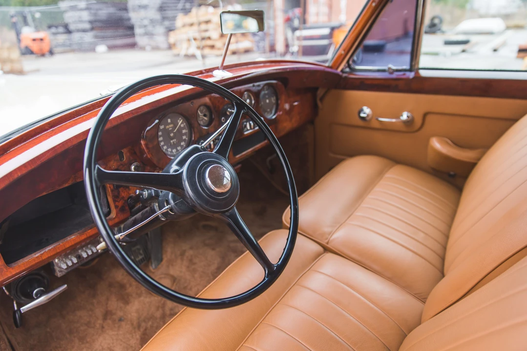1960 Rolls-Royce Silver Cloud II - Image 18 of 31