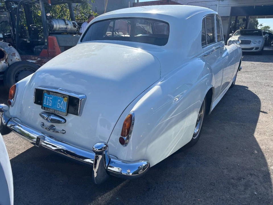 1960 Rolls-Royce Silver Cloud II - Image 3 of 17