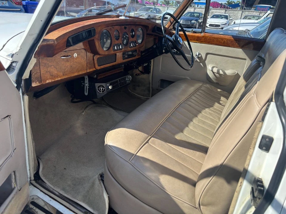 1960 Rolls-Royce Silver Cloud II - Image 8 of 17