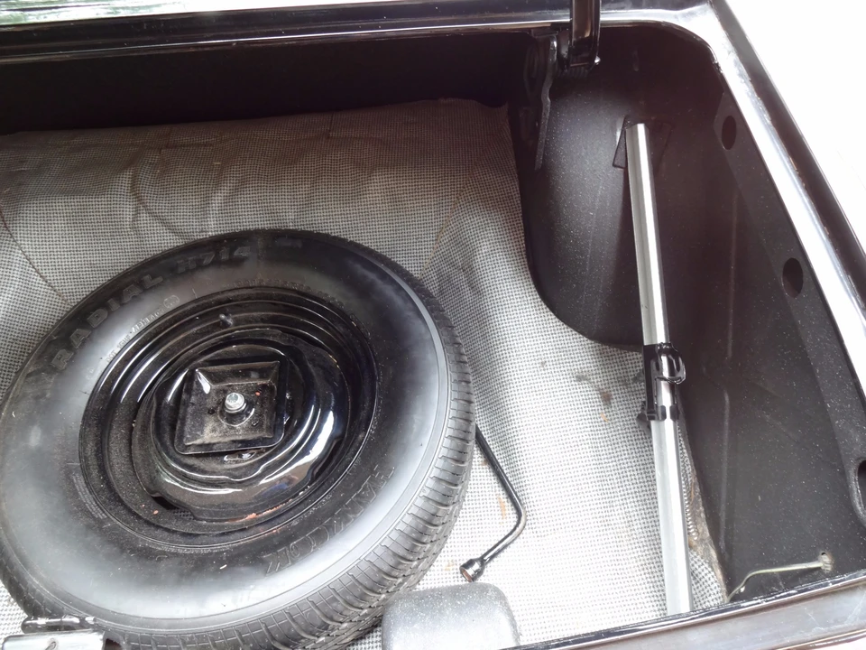 1960 Studebaker Lark - Image 16 of 31