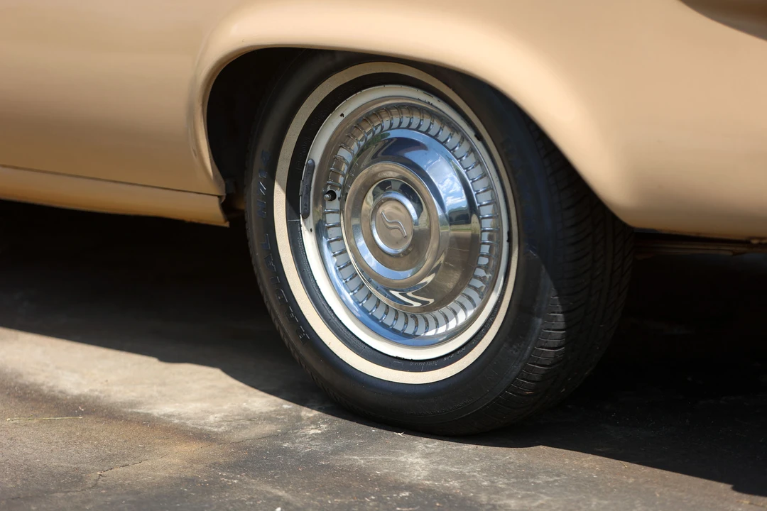 1960 Studebaker Lark - Image 12 of 31