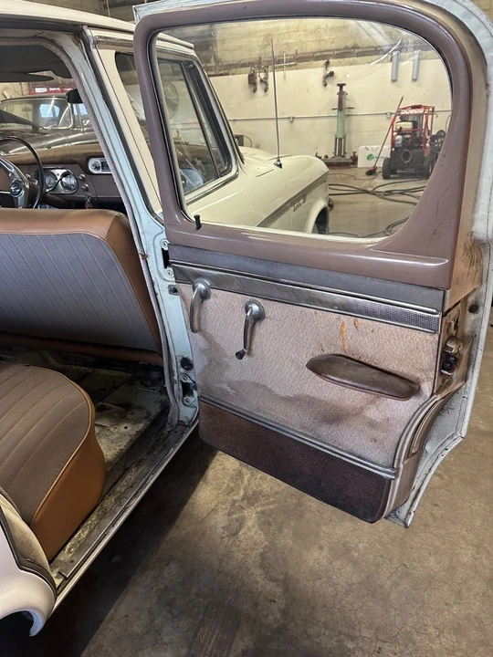 1960 Studebaker Lark - Image 11 of 19