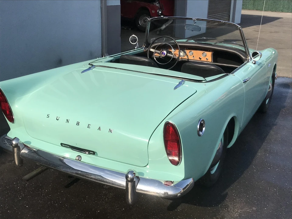 1960 Sunbeam Alpine - Image 8 of 31
