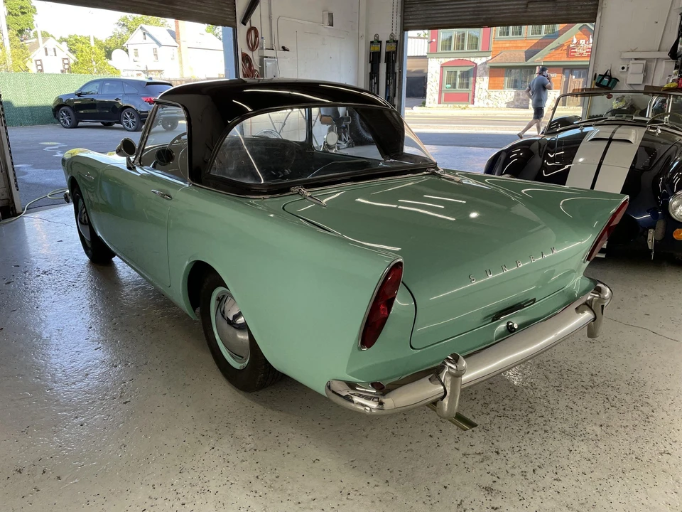 1960 Sunbeam Alpine - Image 19 of 31