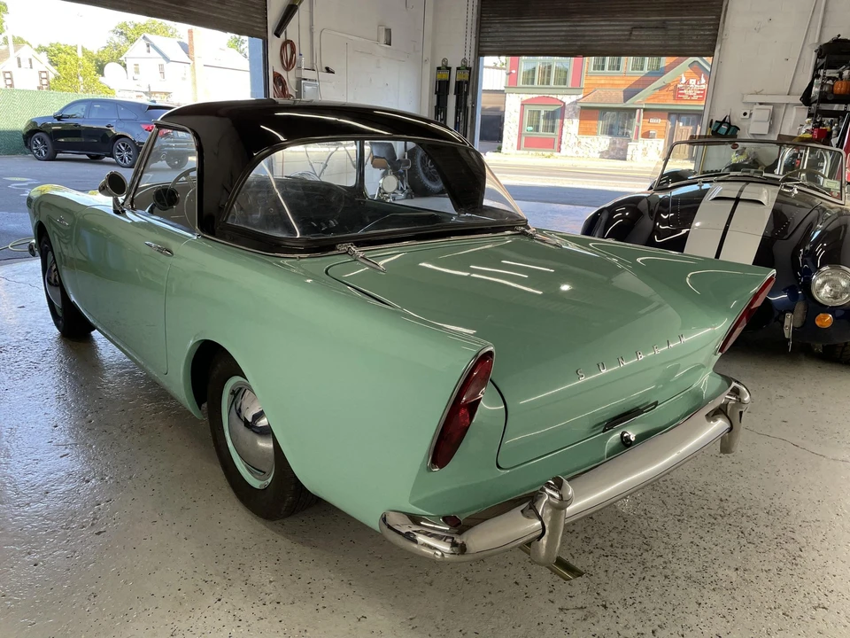 1960 Sunbeam Alpine - Image 20 of 31