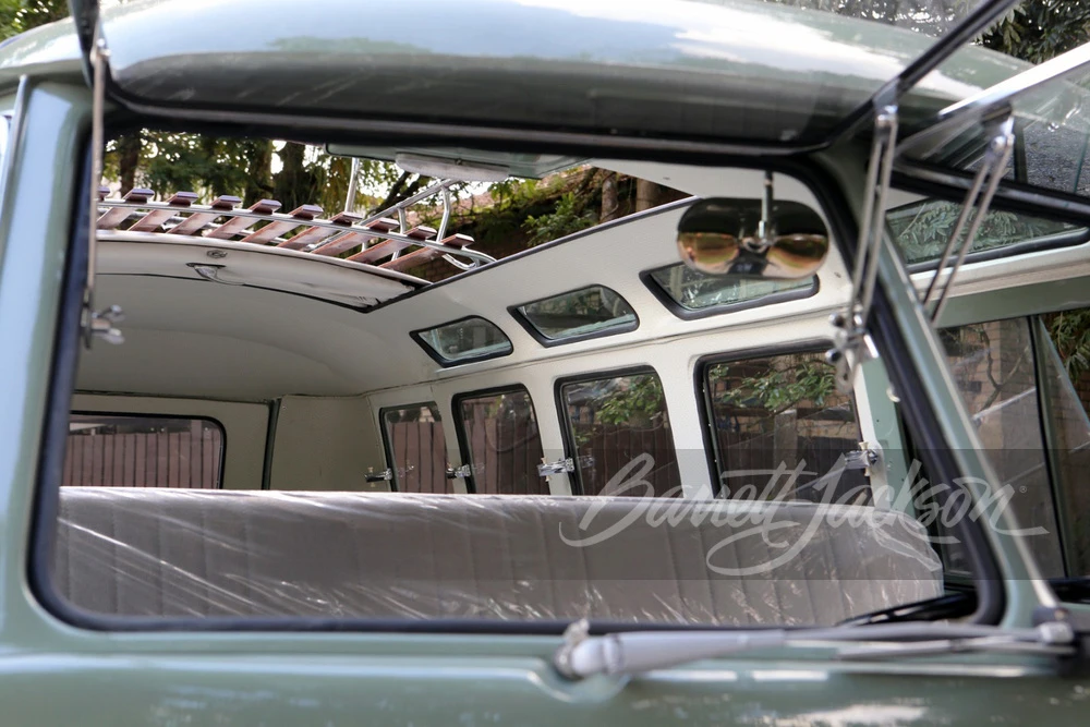 1960 Volkswagen Split-Window Bus - Image 14 of 17