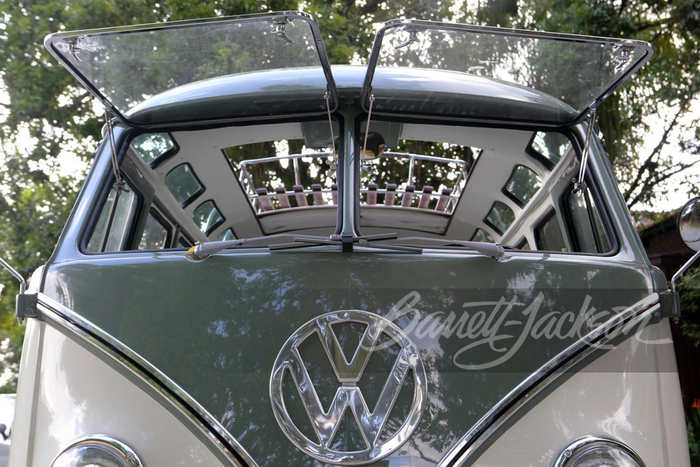 1960 Volkswagen Split-Window Bus - Image 11 of 17
