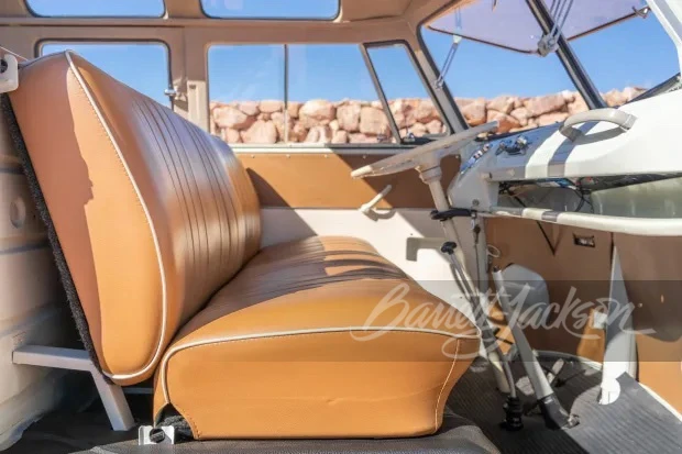 1960 Volkswagen Split-Window Bus - Image 3 of 10