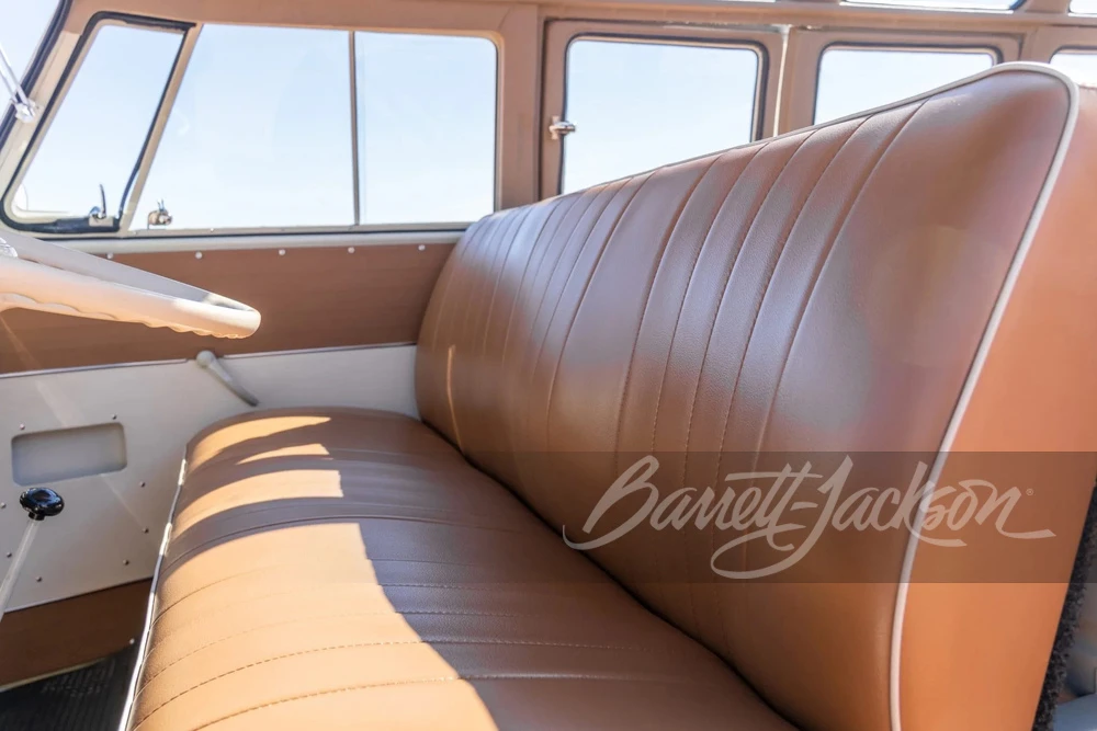 1960 Volkswagen Split-Window Bus - Image 5 of 10