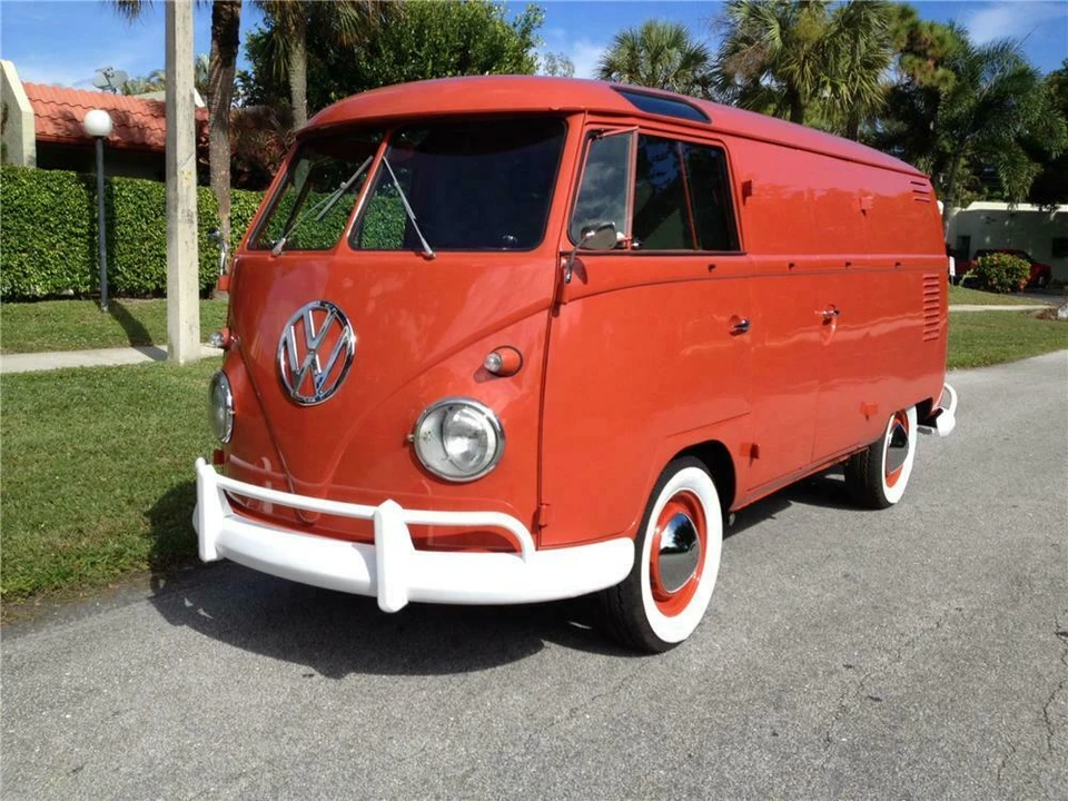 1960 Volkswagen Split-Window Bus - Image 4 of 4