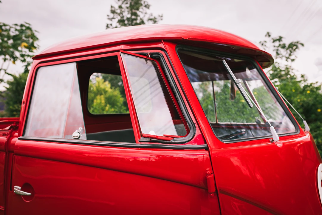 1960 Volkswagen Split-Window Pickup - Image 29 of 31