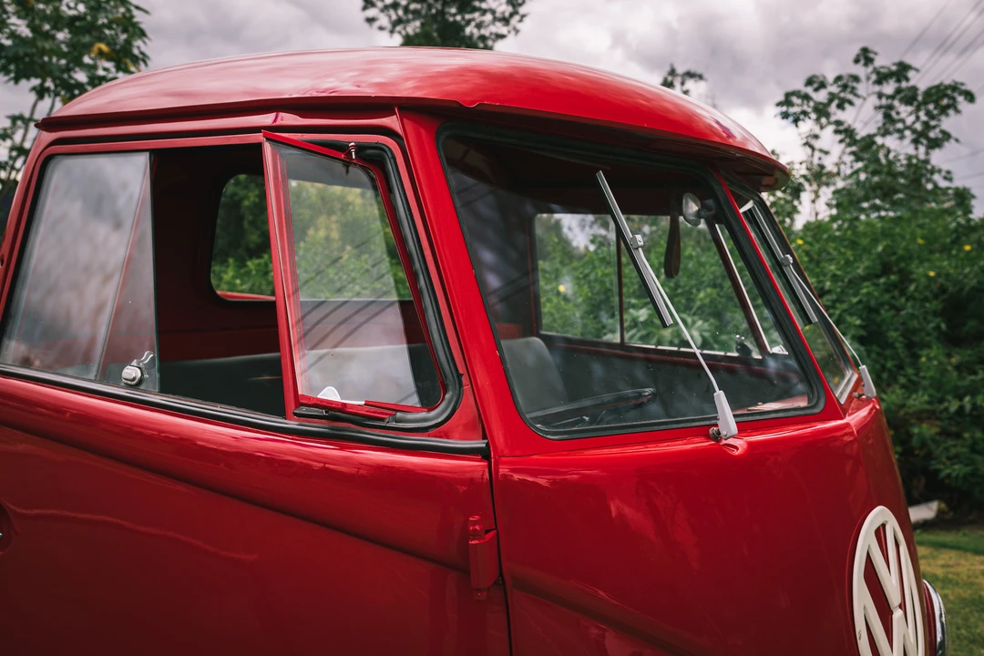 1960 Volkswagen Split-Window Pickup - Image 18 of 31