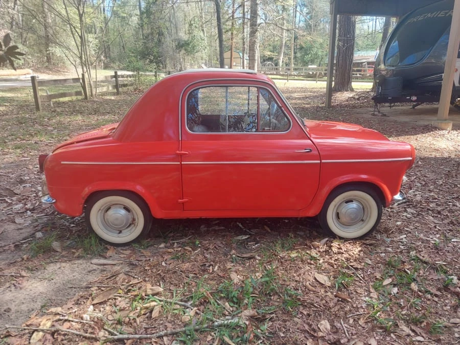 1960 Vespa 400 - Image 2 of 31