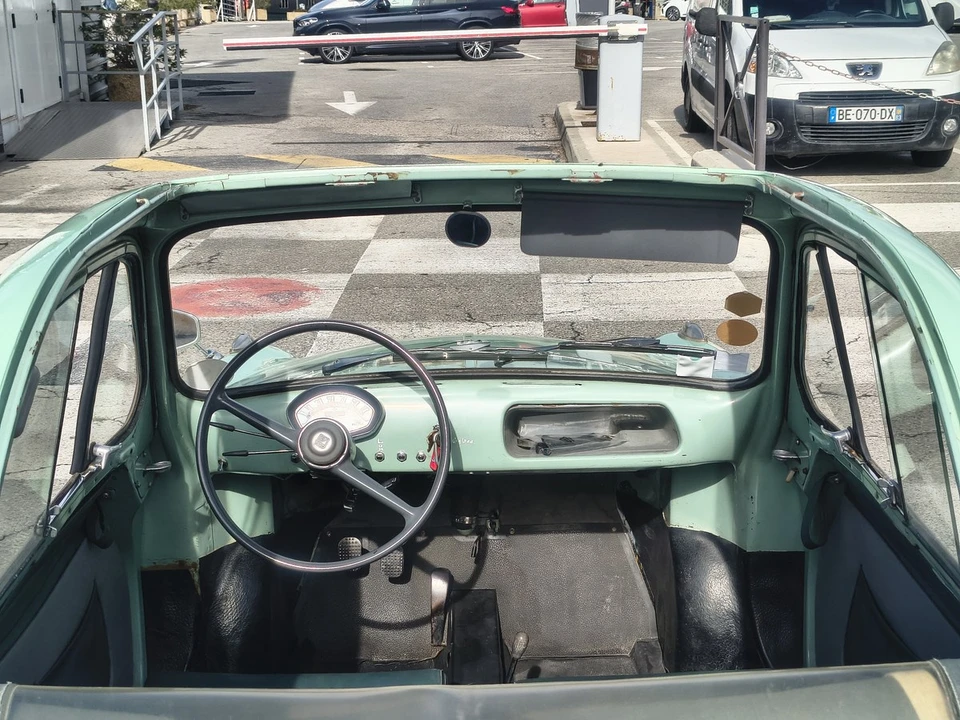 1960 Vespa 400 - Image 13 of 30