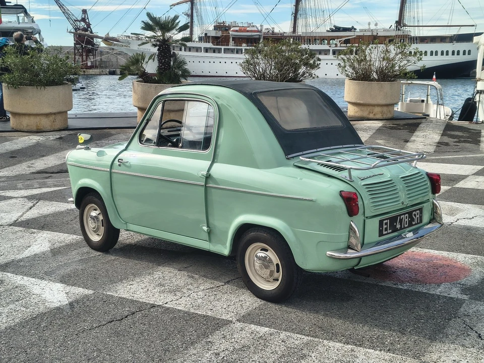 1960 Vespa 400 - Image 10 of 30