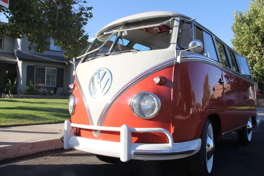 1960 Volkswagen Split-Window Bus - Image 11 of 11