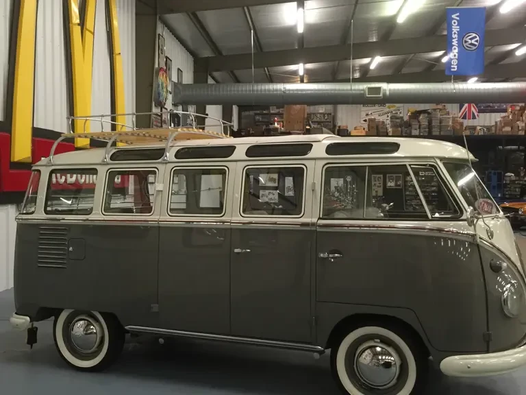1960 Volkswagen Split-Window Bus - Image 2 of 2