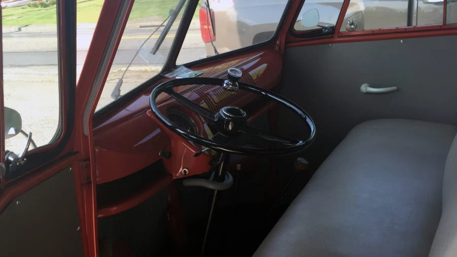 1960 Volkswagen Split-Window Bus - Image 2 of 3