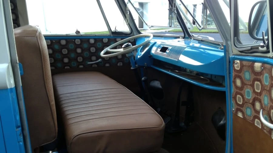 1960 Volkswagen Split-Window Bus - Image 3 of 10