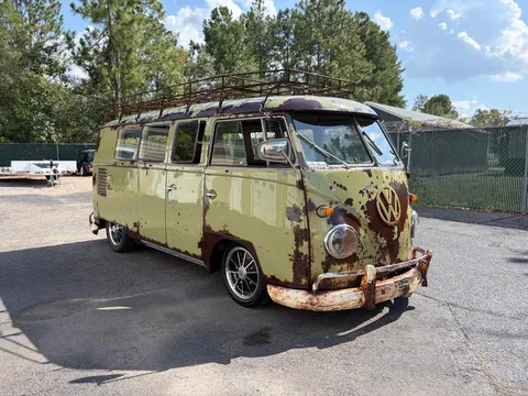 1960 Volkswagen Bus Transporter