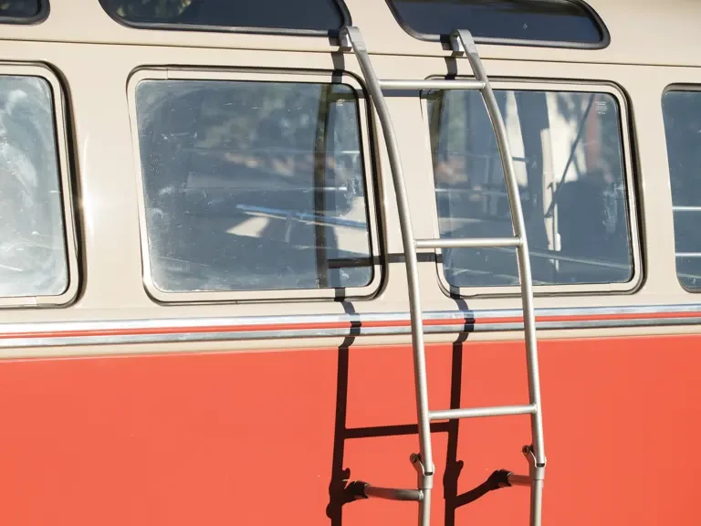 1960 Volkswagen Split-Window Bus - Image 21 of 31