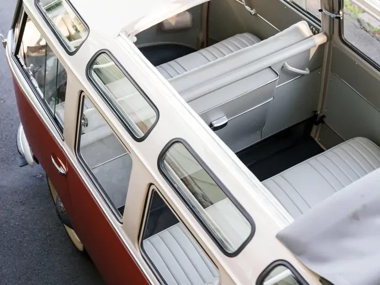 1960 Volkswagen Split-Window Bus - Image 17 of 31