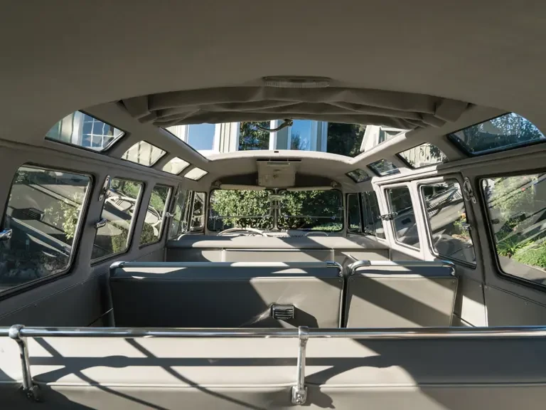 1960 Volkswagen Split-Window Bus - Image 28 of 31