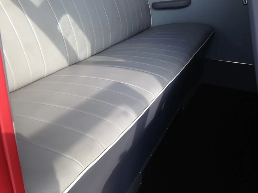 1960 Volkswagen Split-Window Bus - Image 4 of 12