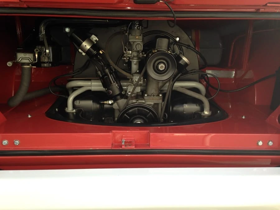 1960 Volkswagen Split-Window Bus - Image 8 of 12