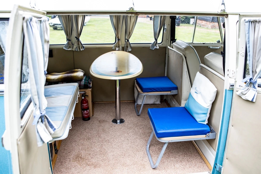 1960 Volkswagen Split-Window Camper - Image 10 of 16