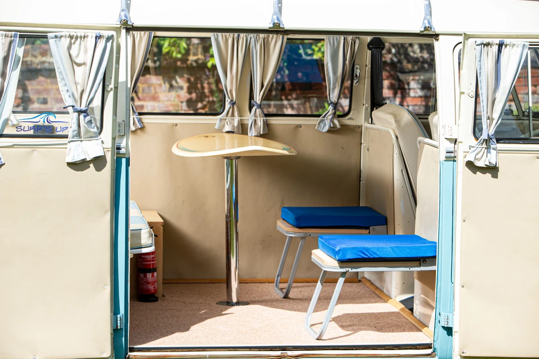 1960 Volkswagen Split-Window Camper - Image 11 of 31