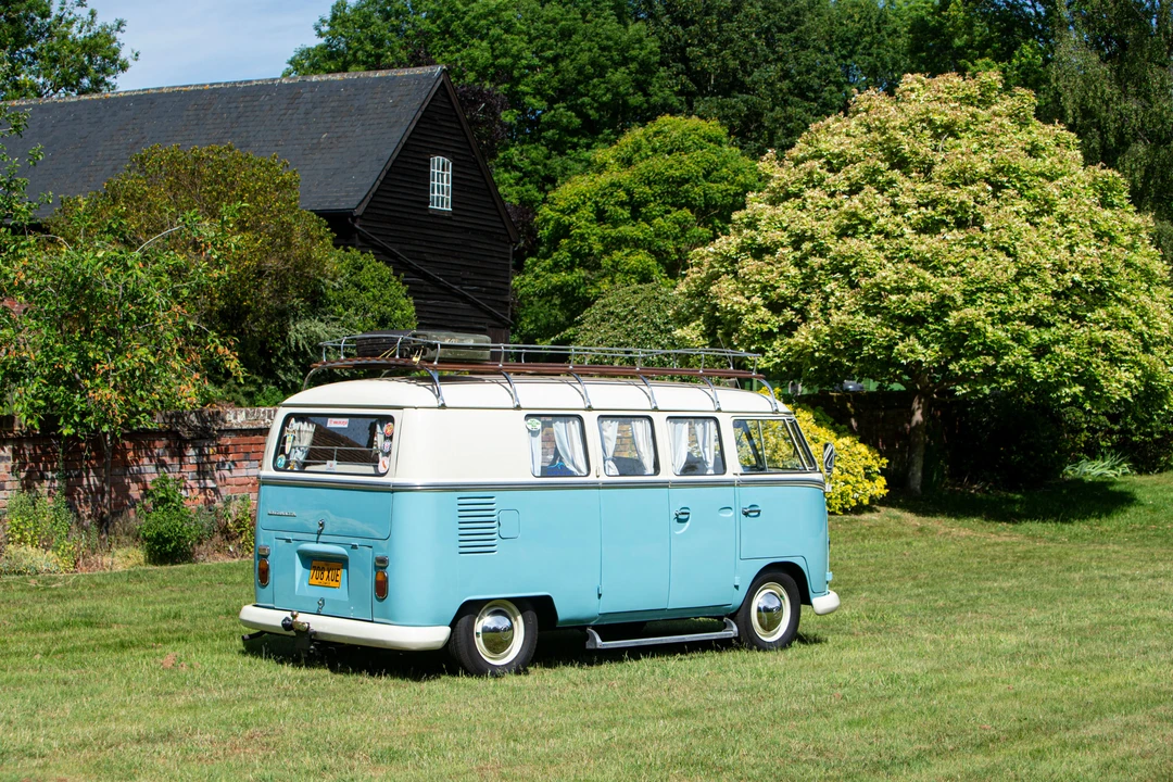 1960 Volkswagen Split-Window Camper - Image 17 of 31