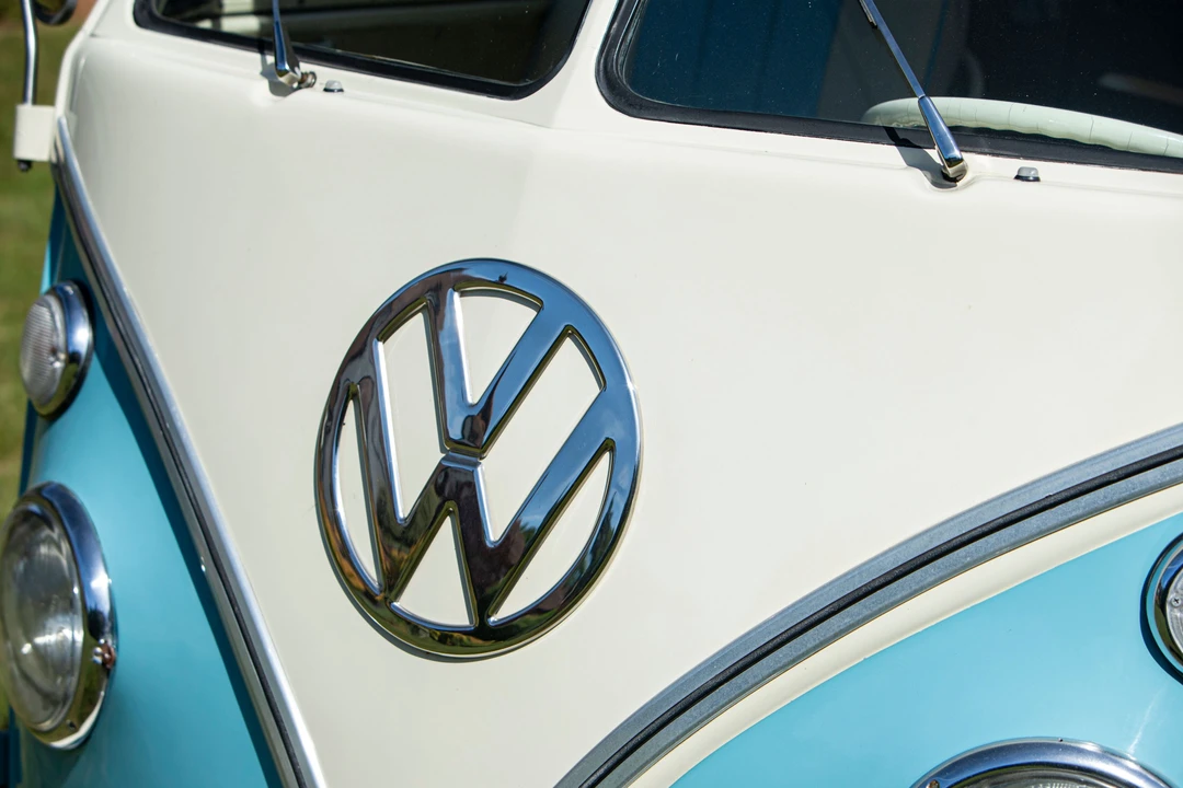 1960 Volkswagen Split-Window Camper - Image 25 of 31