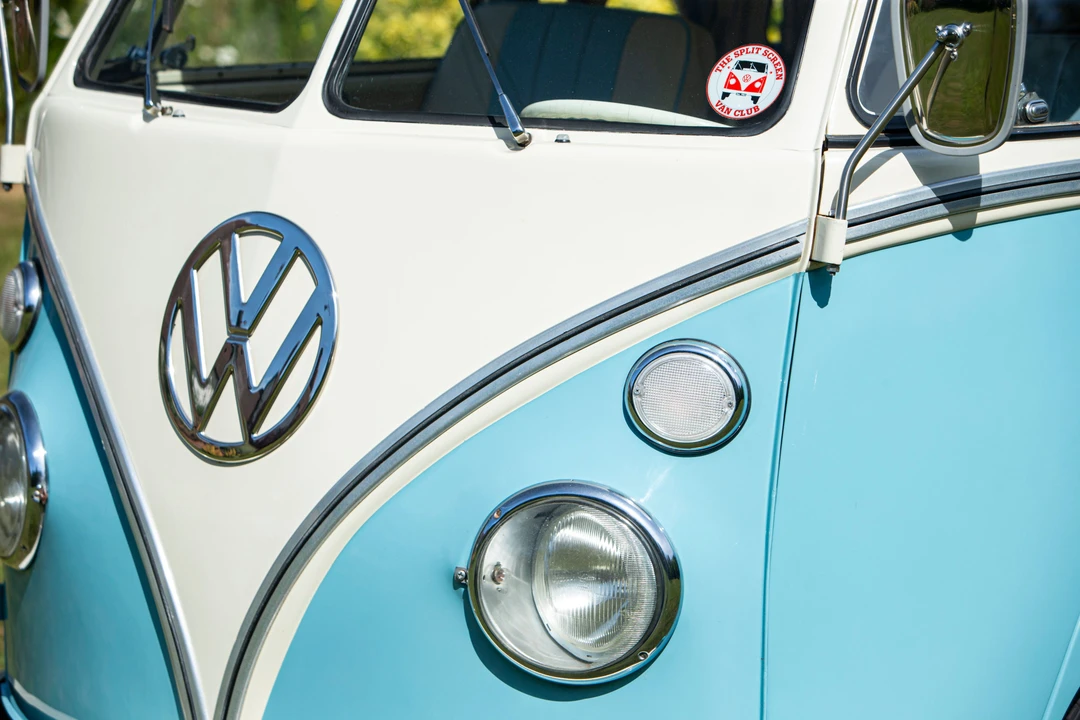 1960 Volkswagen Split-Window Camper - Image 27 of 31
