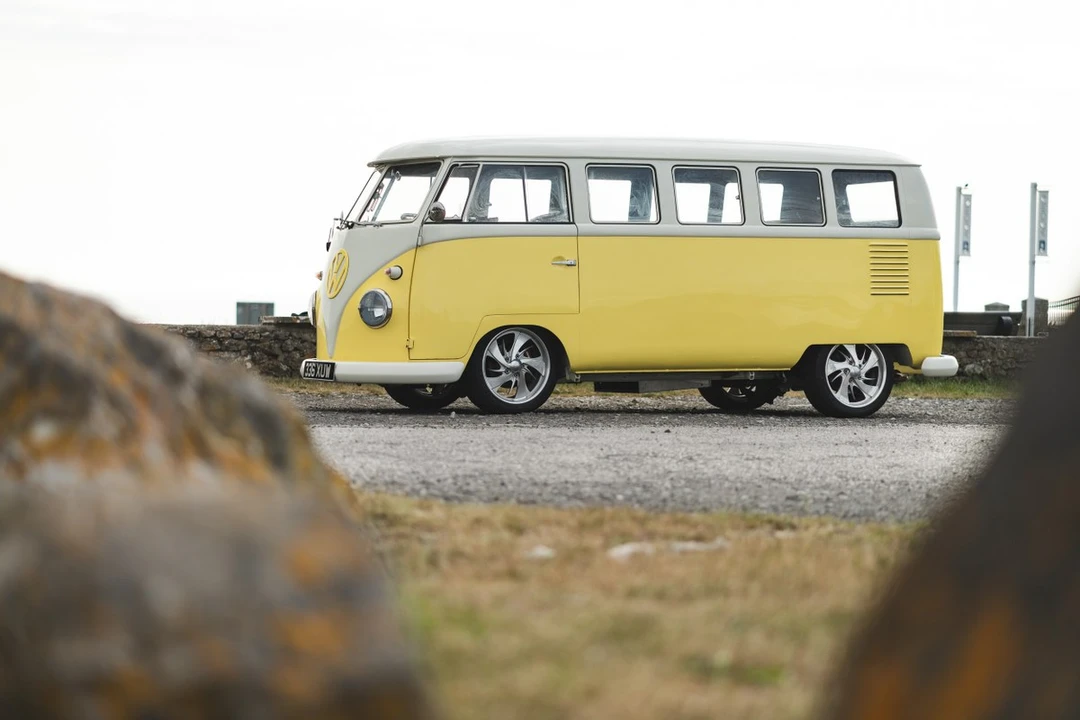1960 Volkswagen Split-Window Camper - Image 19 of 30