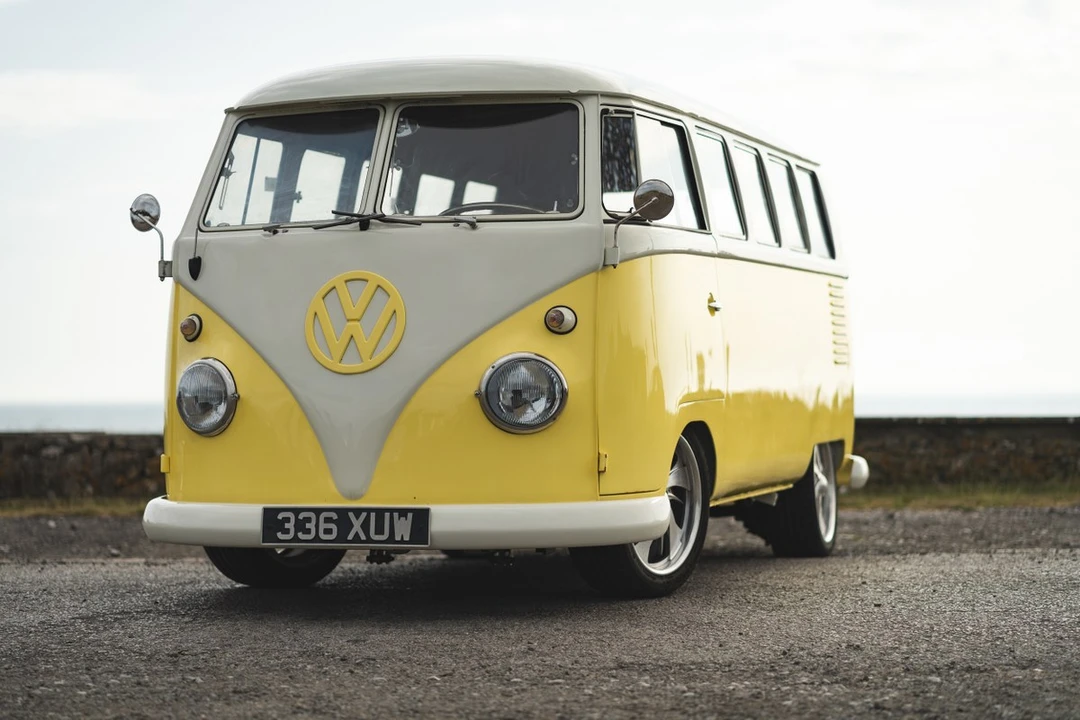 1960 Volkswagen Split-Window Camper - Image 18 of 30