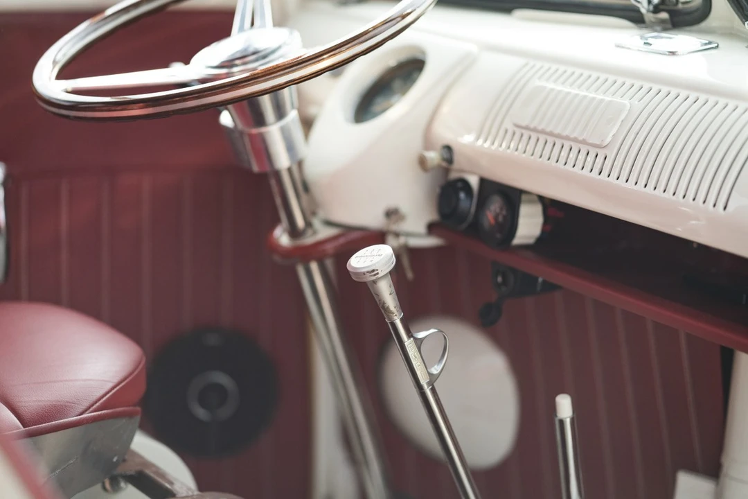 1960 Volkswagen Split-Window Camper - Image 27 of 30