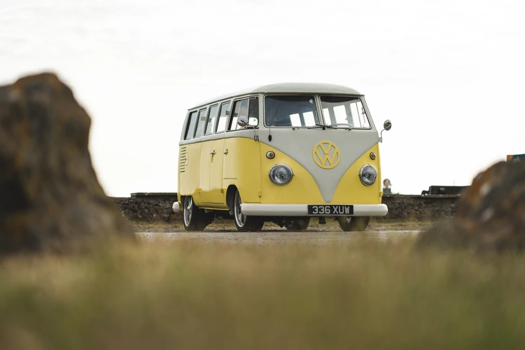 1960 Volkswagen Split-Window Camper - Image 11 of 30