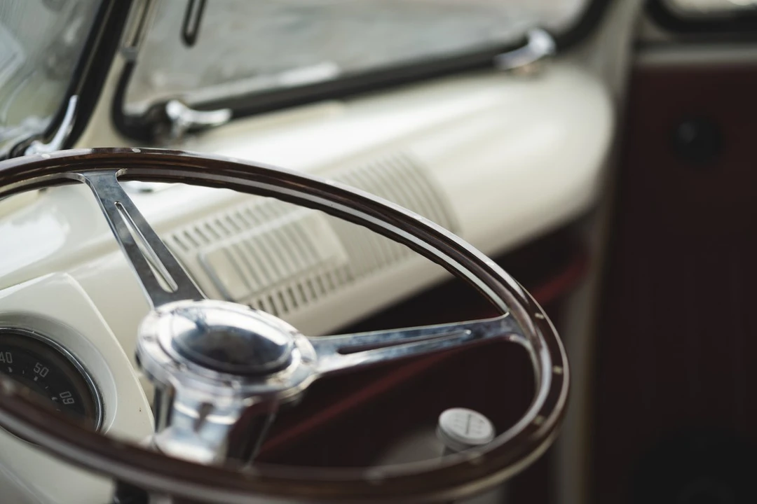 1960 Volkswagen Split-Window Camper - Image 28 of 30