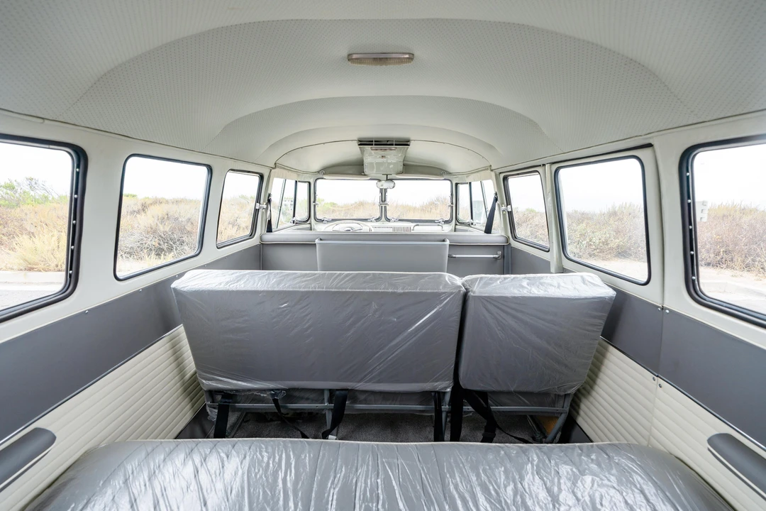 1960 Volkswagen Split-Window Bus - Image 31 of 31