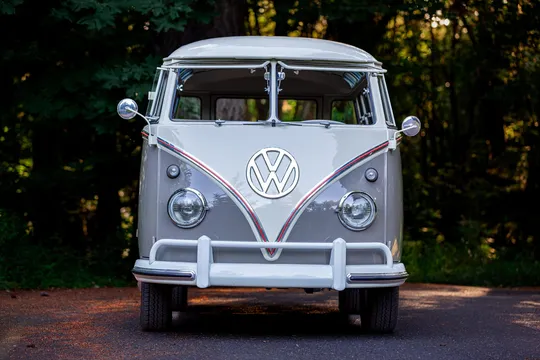 1960 Volkswagen Split-Window Bus - Image 3 of 31