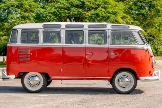 1960 Volkswagen Split-Window Bus - Image 3 of 8