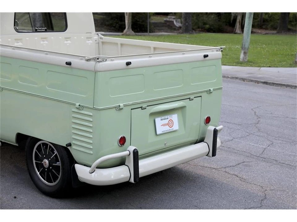 1960 Volkswagen Split-Window Bus - Image 13 of 31