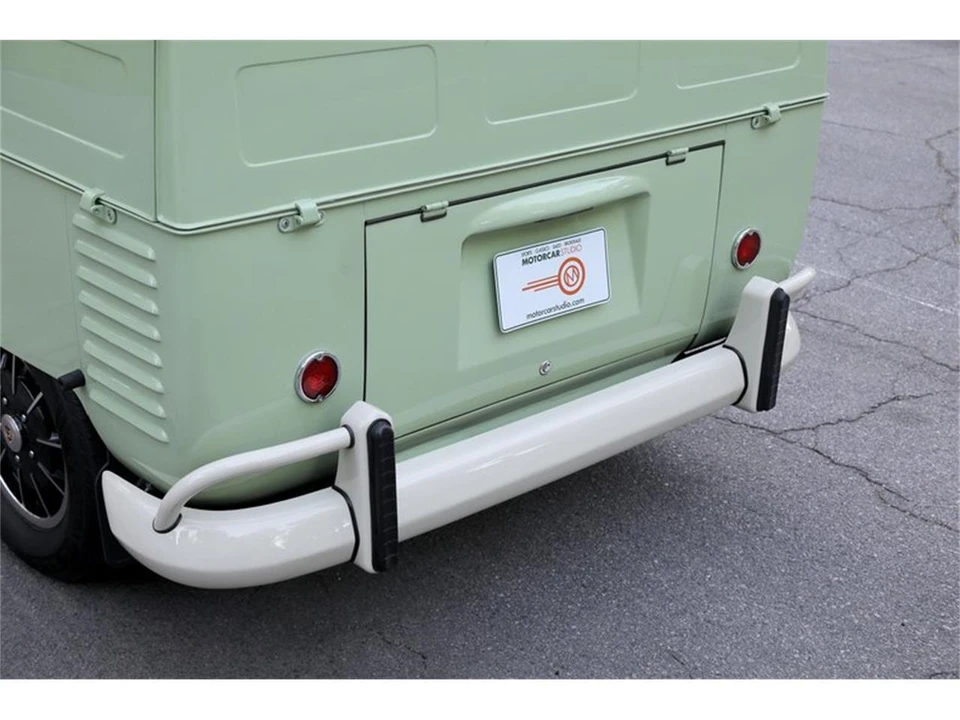 1960 Volkswagen Split-Window Bus - Image 15 of 31