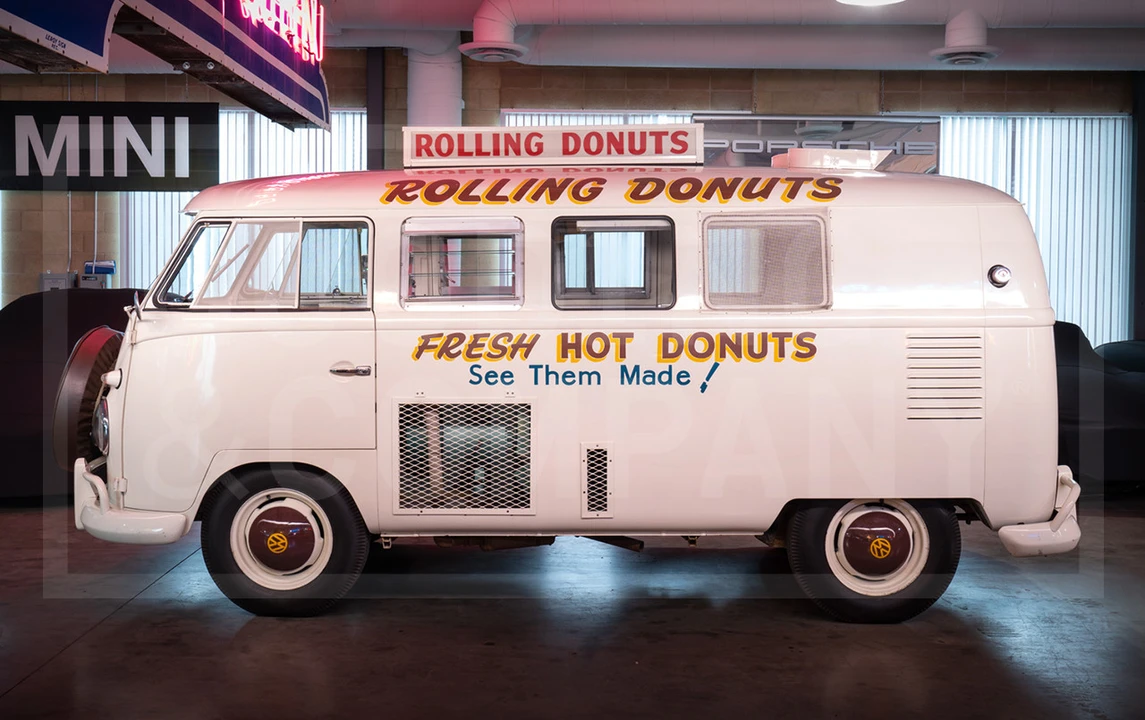 1960 Volkswagen Split-Window Bus - Image 3 of 17