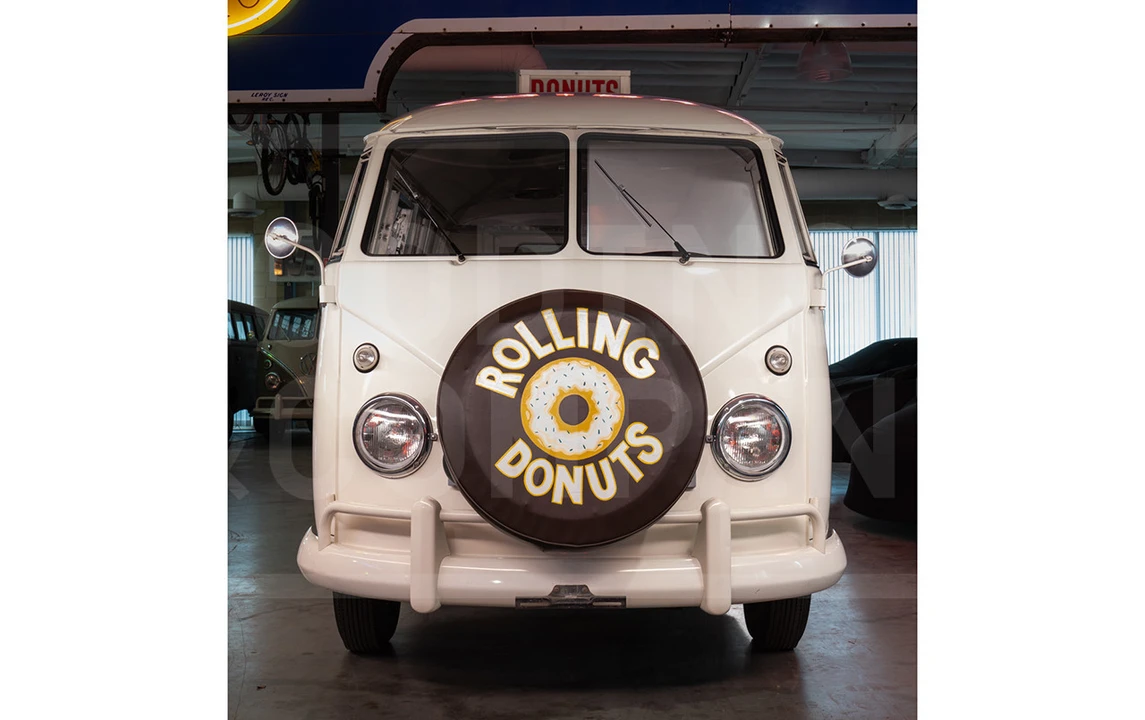 1960 Volkswagen Split-Window Bus - Image 2 of 17