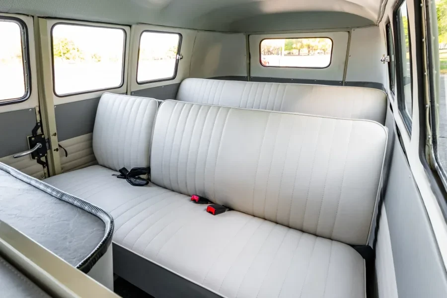 1960 Volkswagen Split-Window Bus - Image 7 of 11