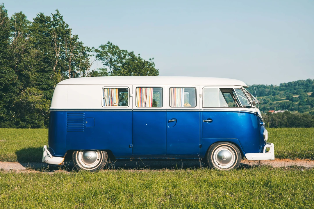 1960 Volkswagen Split-Window Camper - Image 4 of 31